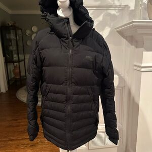 Nike Medium Weight Warm Black Puffer Jacket with Hood